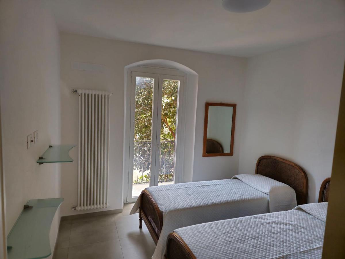 Casa Anelita Apartment Специя Екстериор снимка
